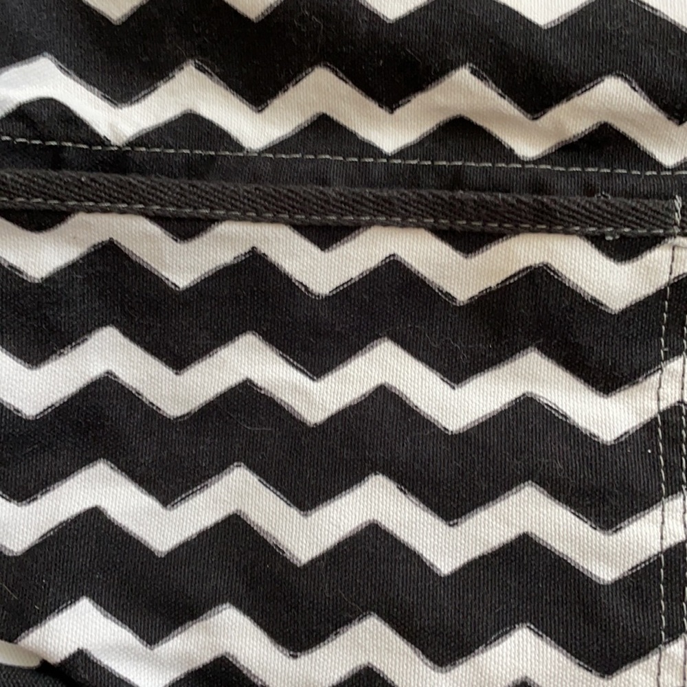 Nice Thirty One tote - Picture 2 of 9